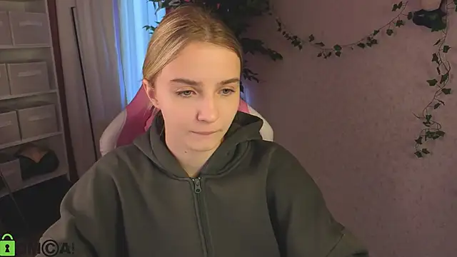 L1na Reeds online show from 04-17-26, 01:08