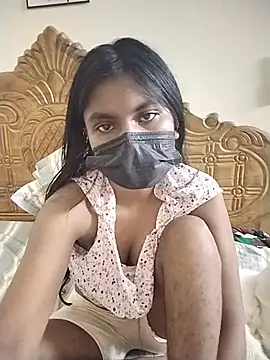 Snapshot of hottywife-03 chatting on 07-06-26, 03:03 hottywife-03 online show from 07-06-26, 03:03