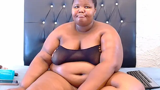 LadyBear2002 online show from 03-21-26, 03:04