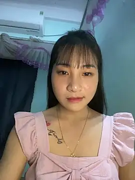 Snapshot of banlinh004 chatting on 05-03-26, 03:07 banlinh004 online show from 05-03-26, 03:07