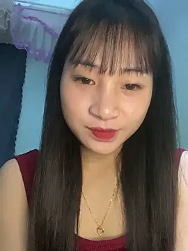 Snapshot of banlinh004 chatting on 05-04-26, 03:30 banlinh004 online show from 05-04-26, 03:30
