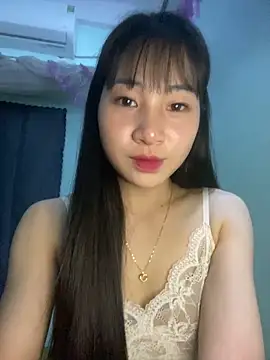 Snapshot of banlinh004 chatting on 05-06-26, 03:06 banlinh004 online show from 05-06-26, 03:06
