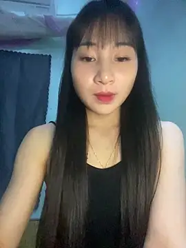 Snapshot of banlinh004 chatting on 05-09-26, 02:11 banlinh004 online show from 05-09-26, 02:11