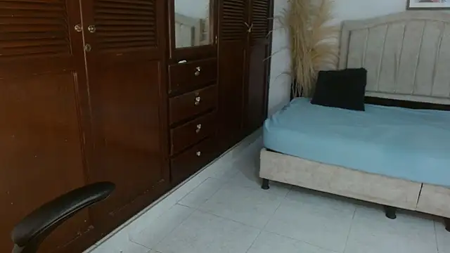 Snapshot of annyrusso chatting on 03-02-26, 09:10 annyrusso online show from 03-02-26, 09:10