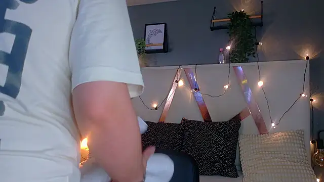 Snapshot of LiamThunder05_ chatting on 12-05-25, 07:43 LiamThunder05 online show from 12-05-25, 07:43