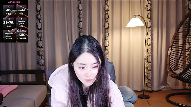 Snapshot of yuyu2004live chatting on 02-17-26, 12:23 yuyu2004live online show from 02-17-26, 12:23