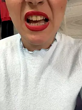 Snapshot of Daiana_Andra chatting on 10-13-25, 10:04 Daiana Andra online show from 10-13-25, 10:04