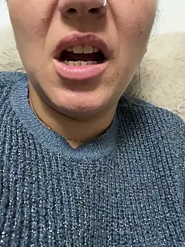 Snapshot of Daiana_Andra chatting on 10-17-25, 10:12 Daiana Andra online show from 10-17-25, 10:12