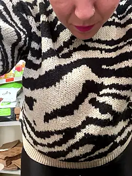 Snapshot of Daiana_Andra chatting on 10-18-25, 10:16 Daiana Andra online show from 10-18-25, 10:16