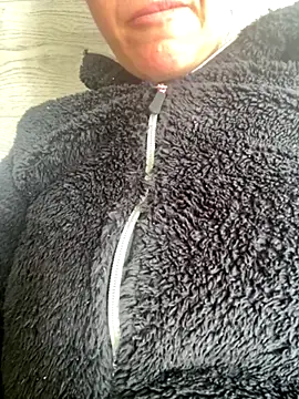 Snapshot of Daiana_Andra chatting on 11-22-25, 11:20 Daiana Andra online show from 11-22-25, 11:20