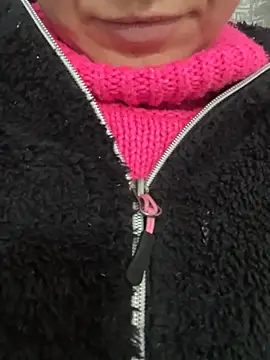 Snapshot of Daiana_Andra chatting on 11-24-25, 08:14 Daiana Andra online show from 11-24-25, 08:14