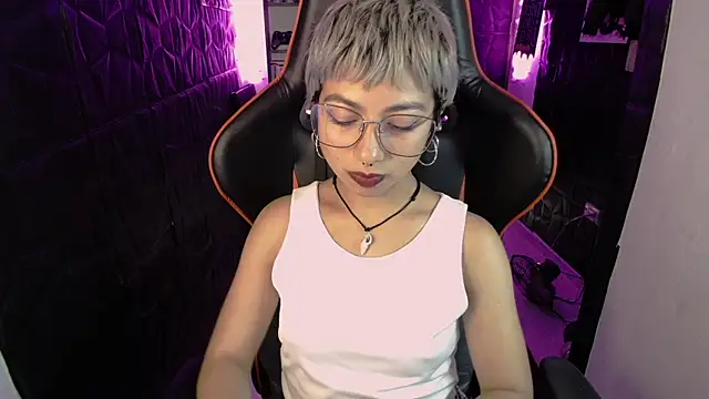 Snapshot of lunarichy22 chatting on 02-20-26, 07:58 lunarichy22 online show from 02-20-26, 07:58