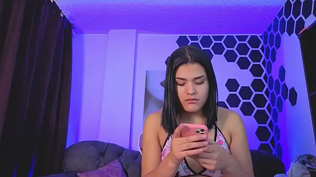 Violet Jhonson online show from 12-14-25, 07:07