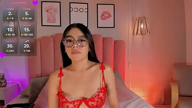 mara swan  online show from 10-16-25, 07:15