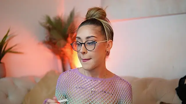 AileenKiss online show from 11-22-25, 08:19