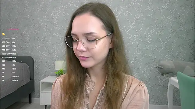 SweetSaraPie online show from 11-13-25, 07:24