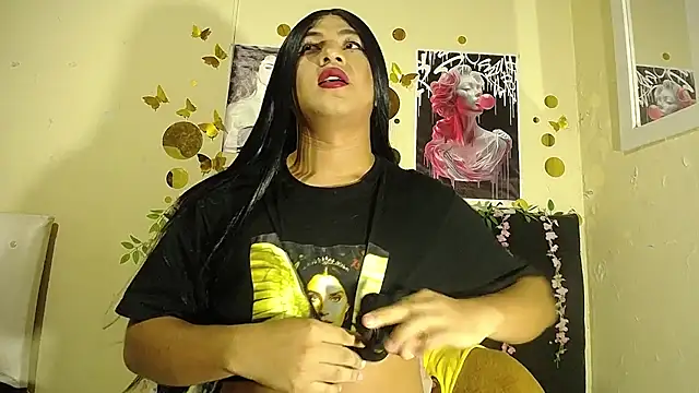 Snapshot of Cataleya_nova chatting on 10-15-25, 02:22 Cataleya nova online show from 10-15-25, 02:22