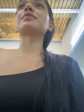 Snapshot of catalina_garciaa chatting on 11-24-25, 06:07 catalina garciaa online show from 11-24-25, 06:07