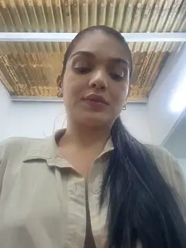 Snapshot of catalina_garciaa chatting on 11-25-25, 06:41 catalina garciaa online show from 11-25-25, 06:41