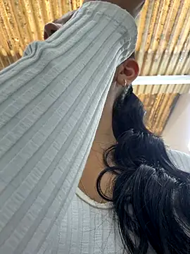 Snapshot of catalina_garciaa chatting on 11-30-25, 01:37 catalina garciaa online show from 11-30-25, 01:37