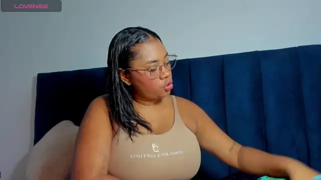 Ahilyn online show from 11-15-25, 03:52