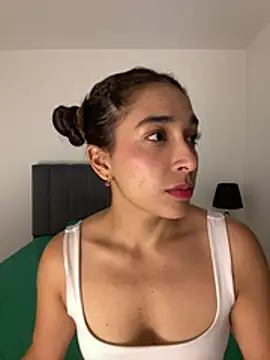 SabrinaEvanss  online show from 05-17-26, 06:59