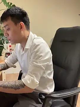 Snapshot of latava chatting on 10-29-25, 04:20 latava online show from 10-29-25, 04:20