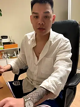 Snapshot of latava chatting on 11-11-25, 03:12 latava online show from 11-11-25, 03:12