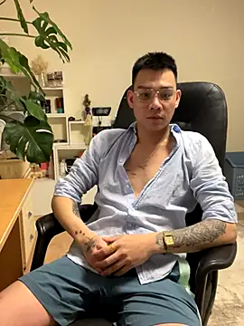 Snapshot of latava chatting on 12-03-25, 04:05 latava online show from 12-03-25, 04:05