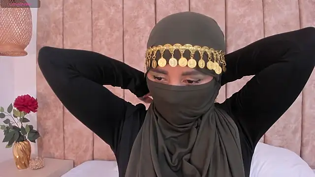  alishaa c online show from 10-25-25, 01:35