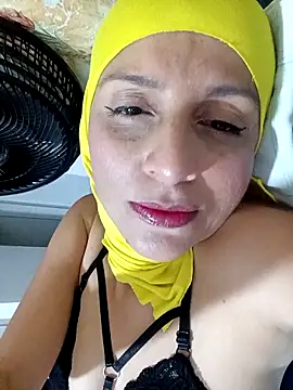 Aafsha  online show from 04-21-26, 07:06