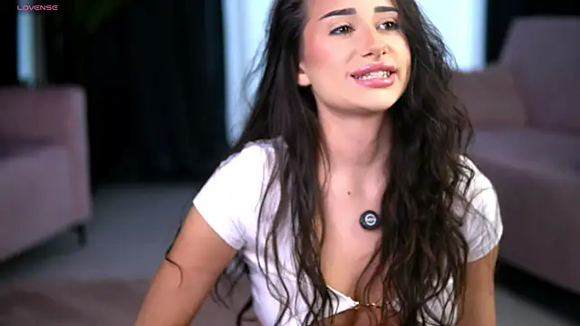 AlishaSkye online show from 11-14-25, 04:44