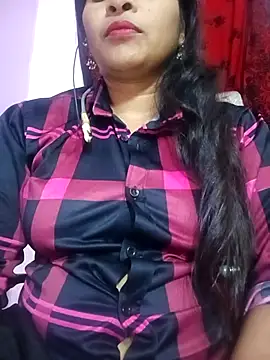 Snapshot of Priyanka_hot54 chatting on 10-07-25, 04:48 Priyanka hot54 online show from 10-07-25, 04:48