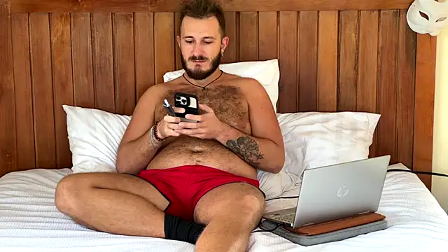 Snapshot of mrmaxiy chatting on 05-25-26, 07:47 mrmaxiy online show from 05-25-26, 07:47