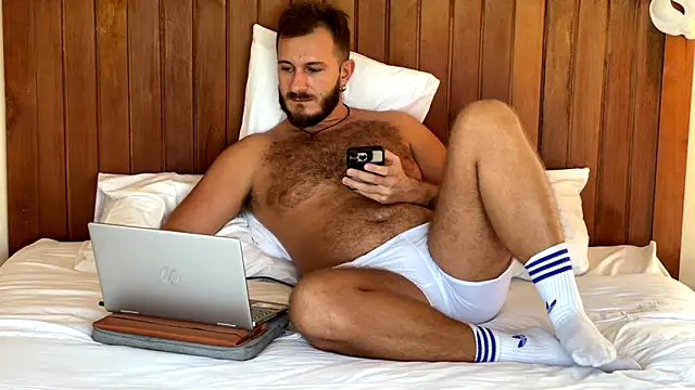 Snapshot of mrmaxiy chatting on 05-27-26, 08:11 mrmaxiy online show from 05-27-26, 08:11