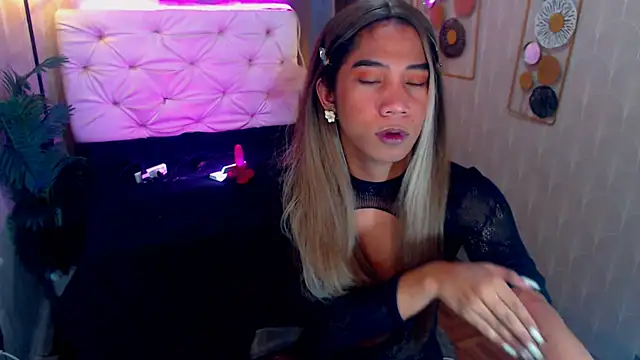Ursweet nathaliee online show from 10-13-25, 12:10