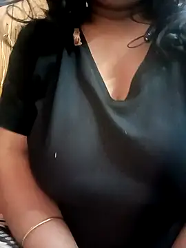 SAMAYRA23 online show from 11-17-25, 07:47