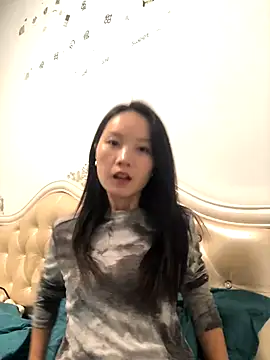 Mile-m online show from 10-26-25, 01:39