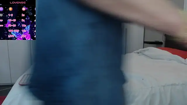 Snapshot of Spicypamy chatting on 12-02-25, 01:39 Spicypamy online show from 12-02-25, 01:39