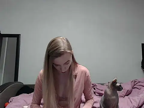 sophieryder online show from 11-23-25, 08:14