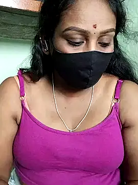 Snapshot of tamil_Monisha chatting on 11-01-25, 10:39 tamil Monisha online show from 11-01-25, 10:39