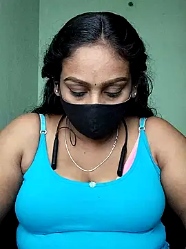 Snapshot of tamil_Monisha chatting on 11-17-25, 10:43 tamil Monisha online show from 11-17-25, 10:43