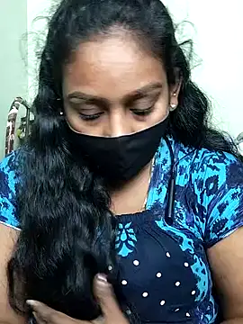 Snapshot of tamil_Monisha chatting on 11-25-25, 10:04 tamil Monisha online show from 11-25-25, 10:04