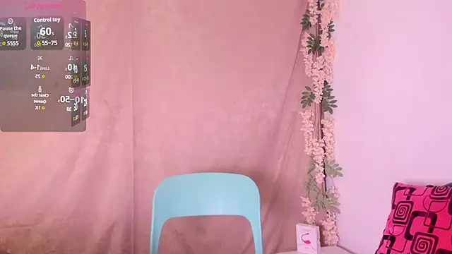 Snapshot of Alina_Chapman chatting on 11-12-25, 08:04 Alina Chapman online show from 11-12-25, 08:04