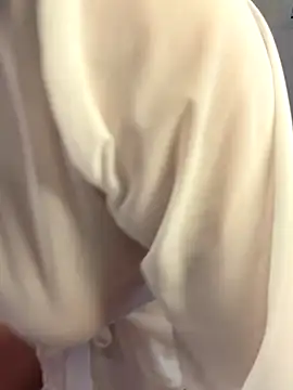 JenniferLouns online show from 11-21-25, 12:04