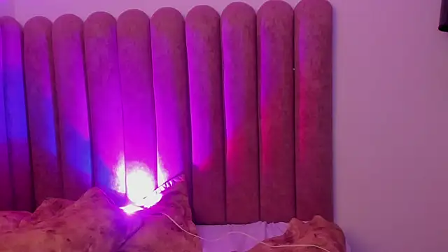 Alanha   online show from 11-03-25, 03:08