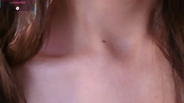 Playful Lia online show from 10-10-25, 03:33