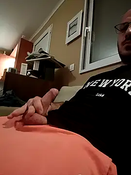 arksex32 online show from 04-13-26, 08:14