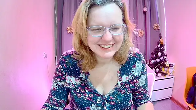 Snapshot of VestaWoody chatting on 11-26-25, 07:20 VestaWoody online show from 11-26-25, 07:20