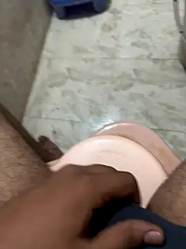 Snapshot of kartik_12098 chatting on 10-06-25, 07:00 kartik 12098 online show from 10-06-25, 07:00